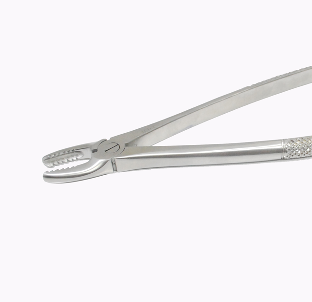 Ergonomic Forceps Close-Up